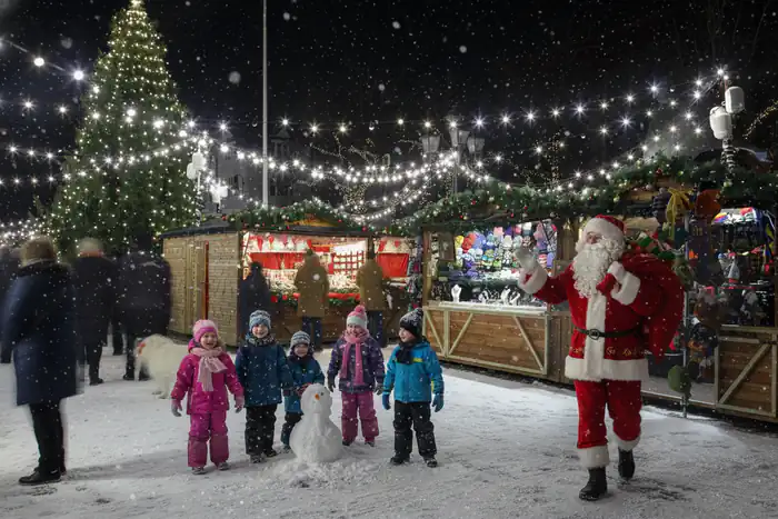 Chester Christmas Market stalls and crowds